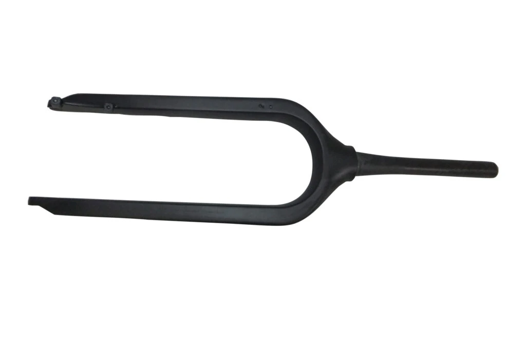 FK008 carbon fork
